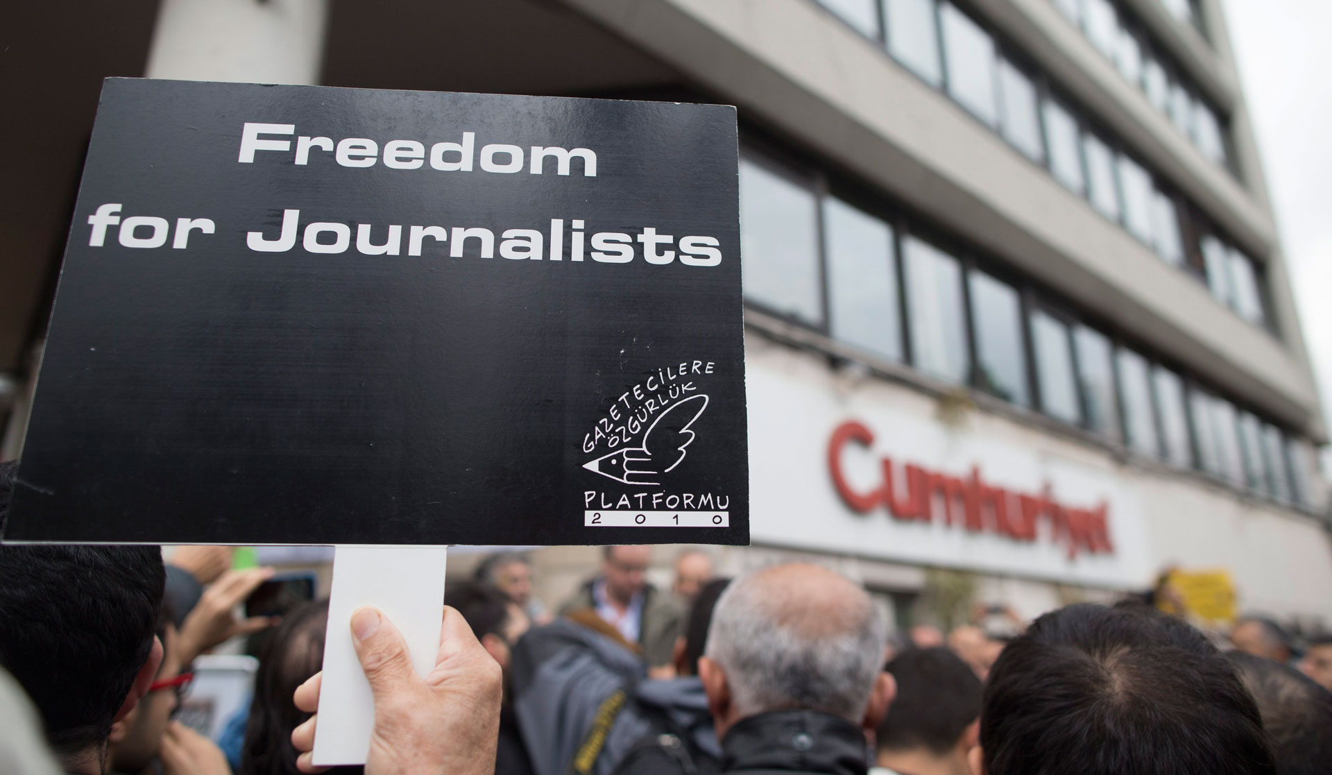 Villamedia publiceert columns gevangen Turkse journalisten